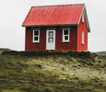 Le débiteur saisi peut-il s’opposer à ce que l’huissier prenne des photographies de son immeuble?